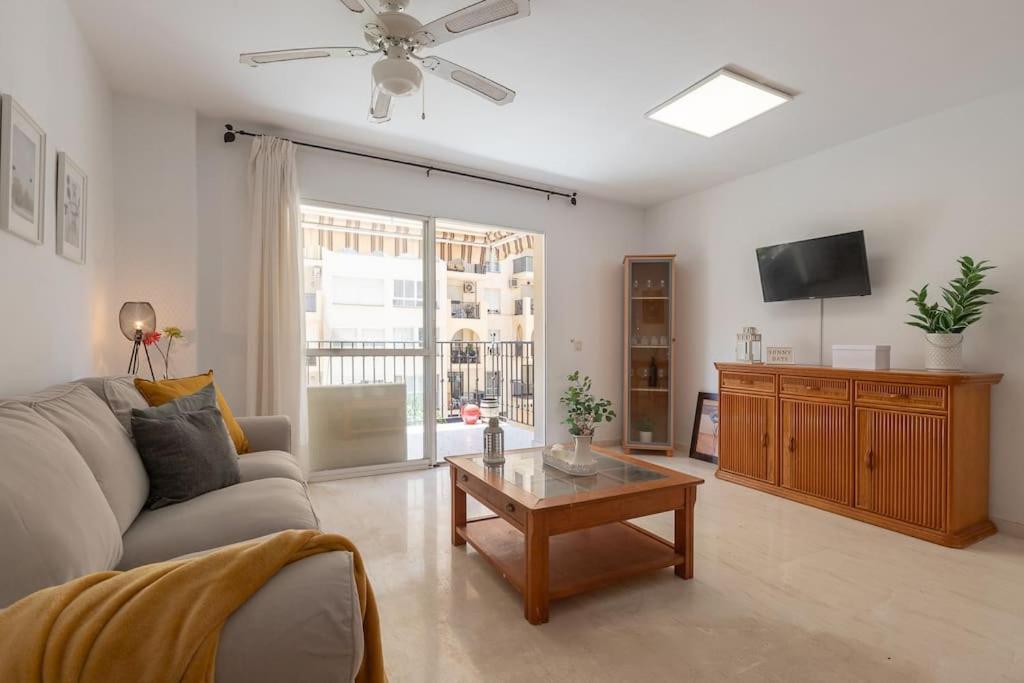 Апартаменти Apartamento Fuengirola Beach Екстер'єр фото