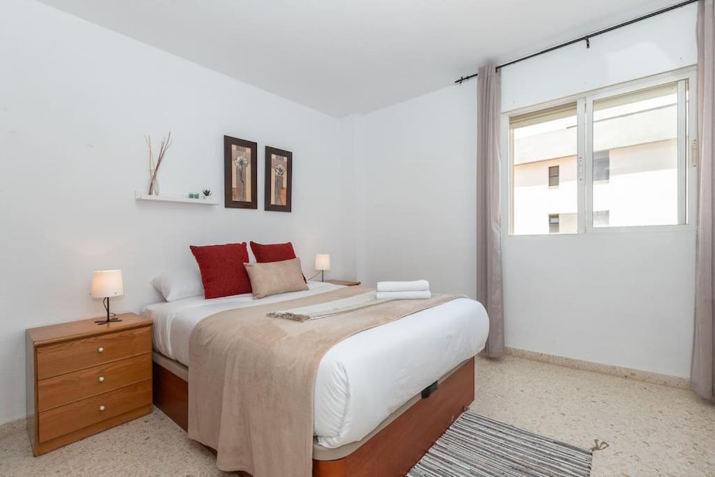 Апартаменти Apartamento Fuengirola Beach Екстер'єр фото